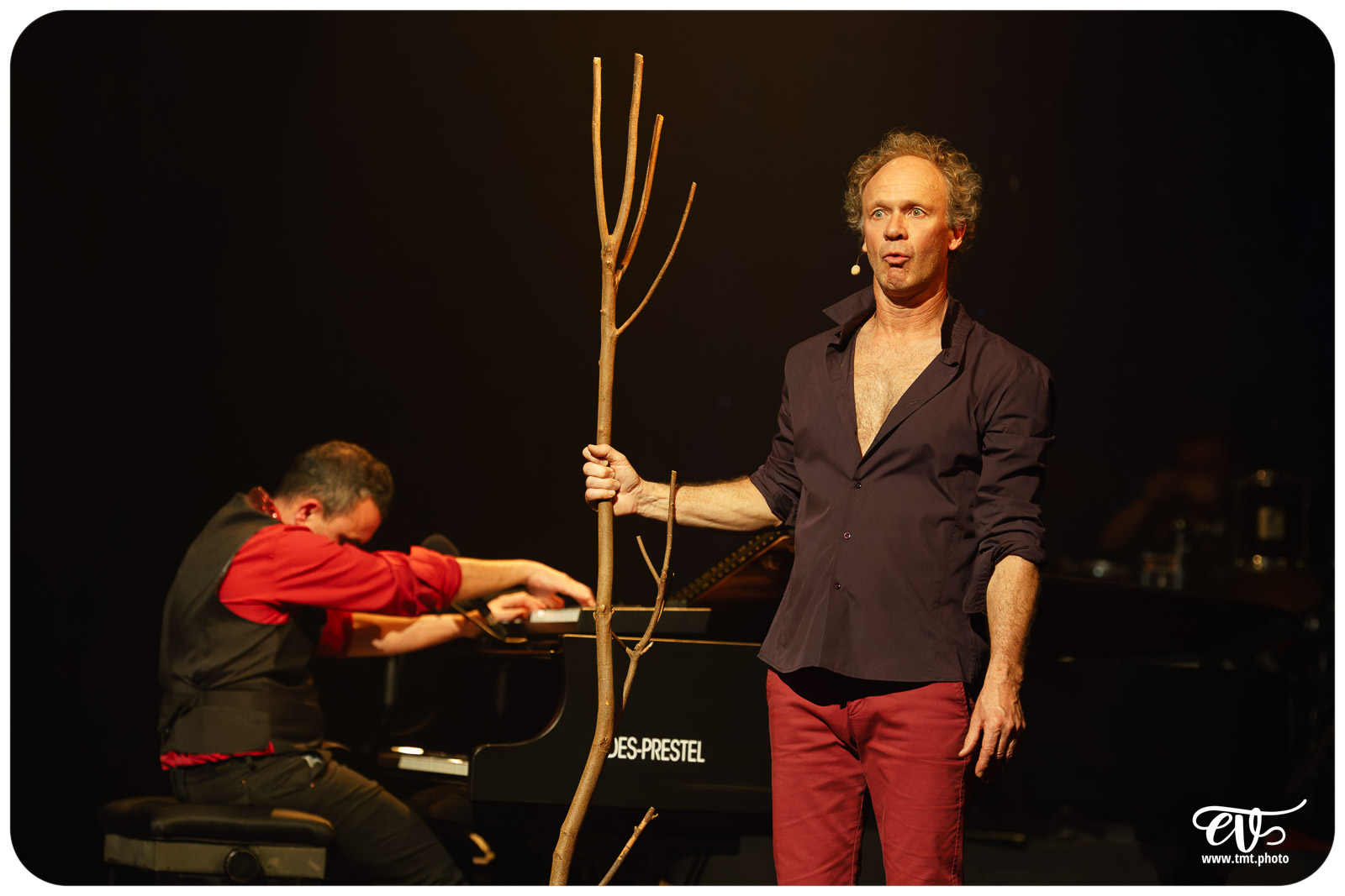 PLEIN FEU (CIE AVRIL EN SEPTEMBRE)